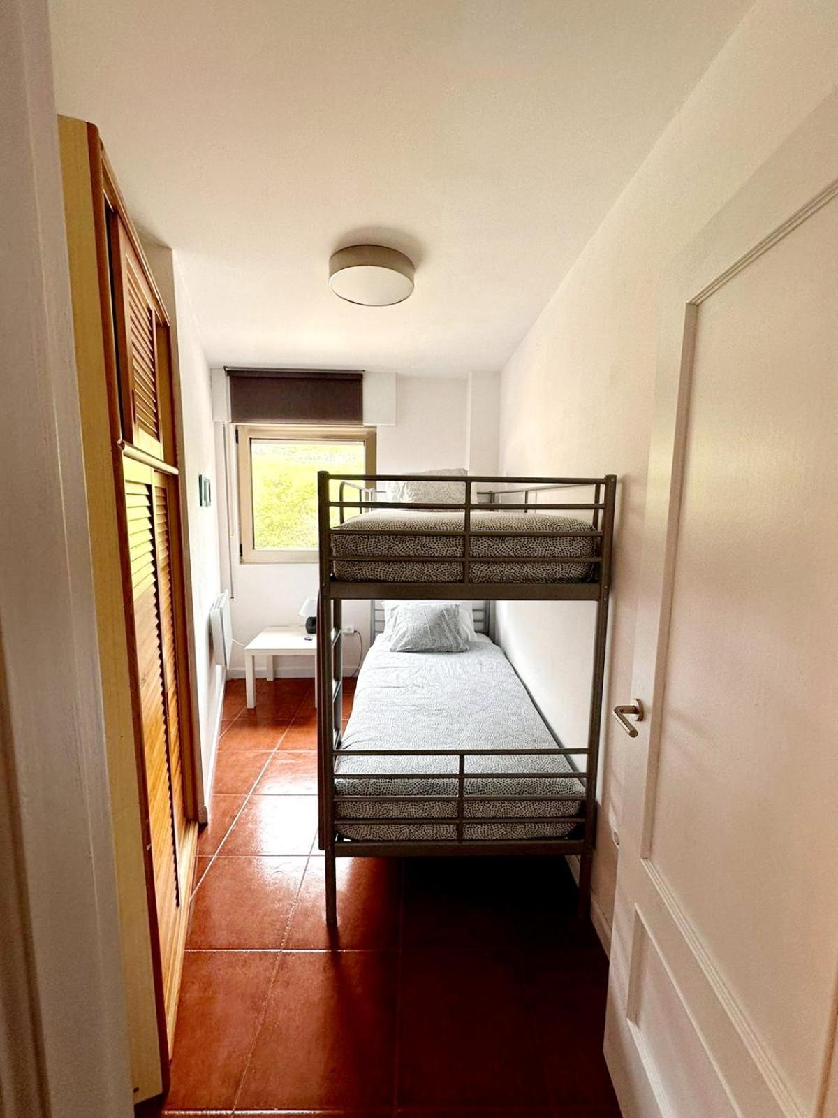 Apartamento Playa Meron Сан-Вісенте-де-ла-Баркера Екстер'єр фото